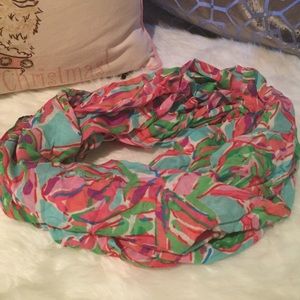 LILY PULITZER infinity scarf